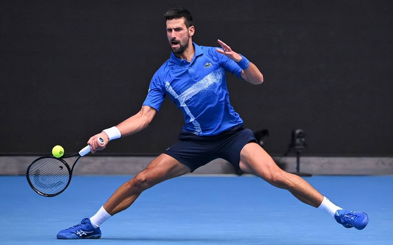 费德勒连续二十场比赛得分超过大胜，TES挑战极限！(费德勒胜场数)